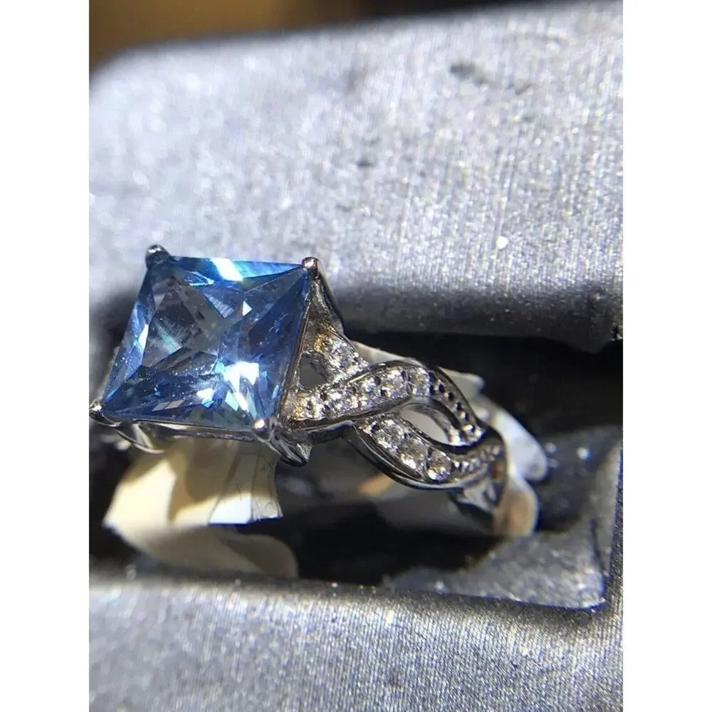 Robson Jewelers Ring Sz5 Square Blue CZ Silver 925 (All Stones Simulated) Pretty